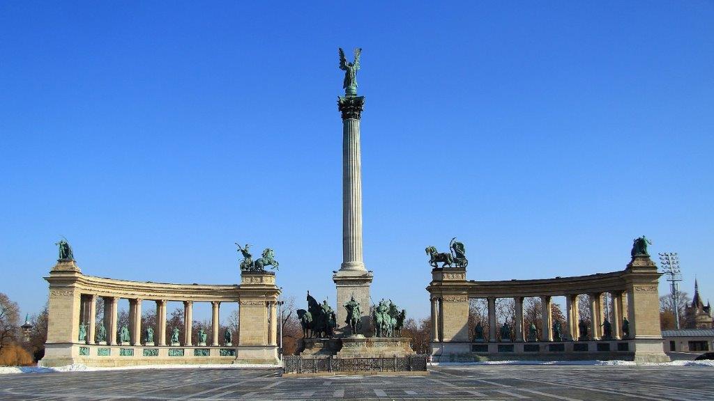 Heroes square